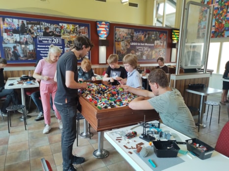 Brick City in station Hoorn (4)